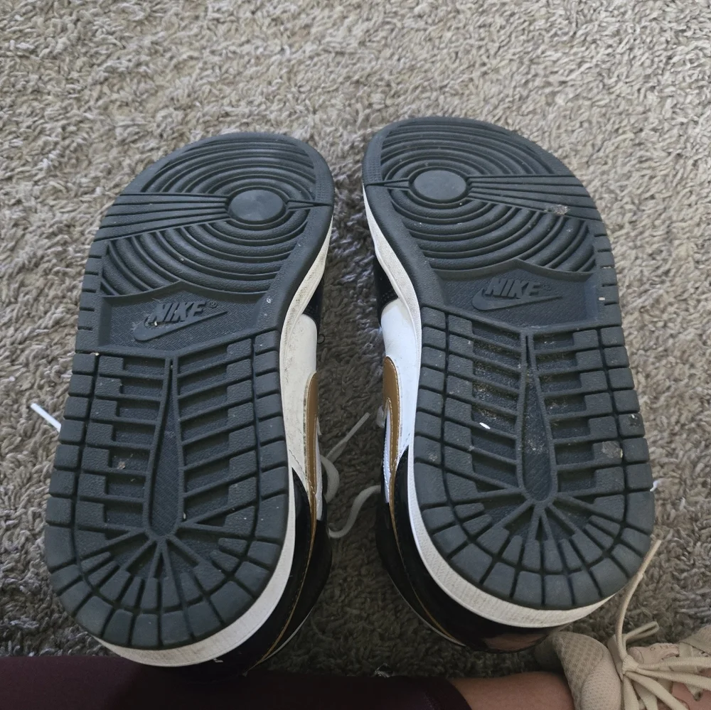 Air Jordan 1 Mid SE w/box
